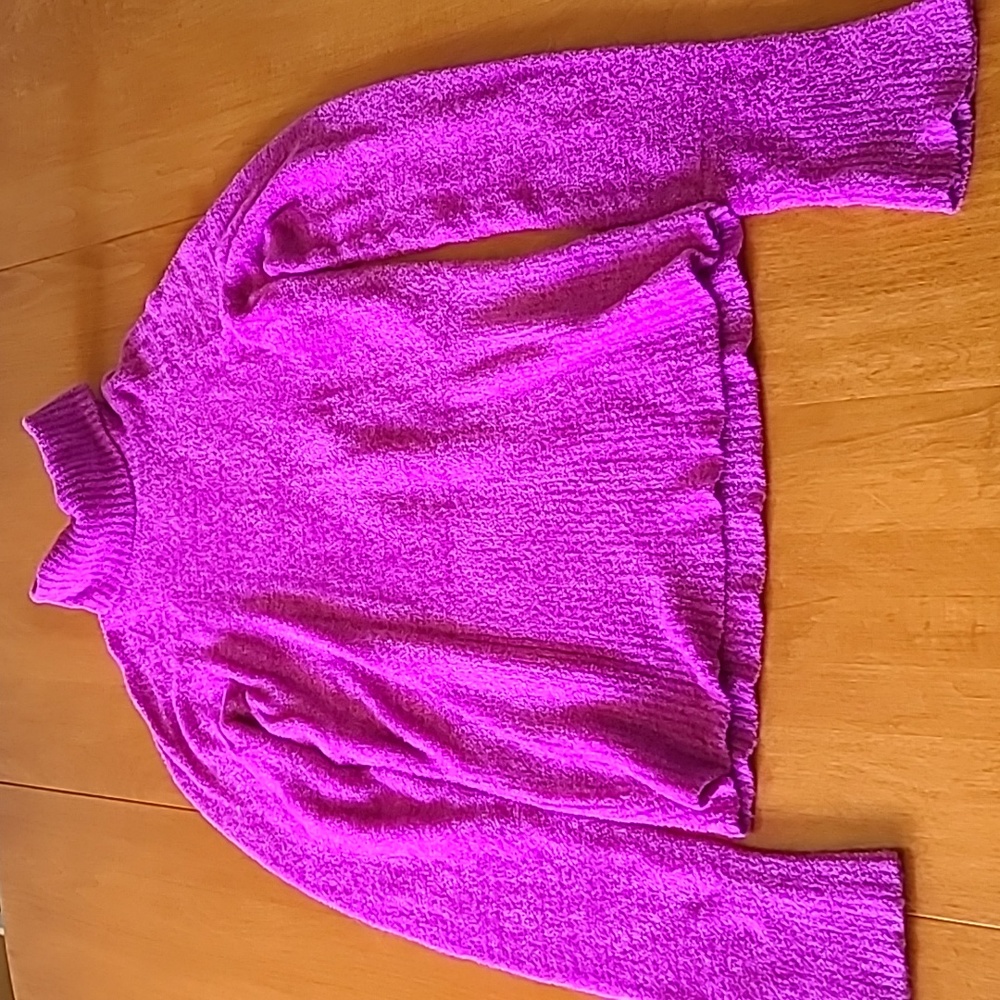 Suzy Shier turtleneck sweater